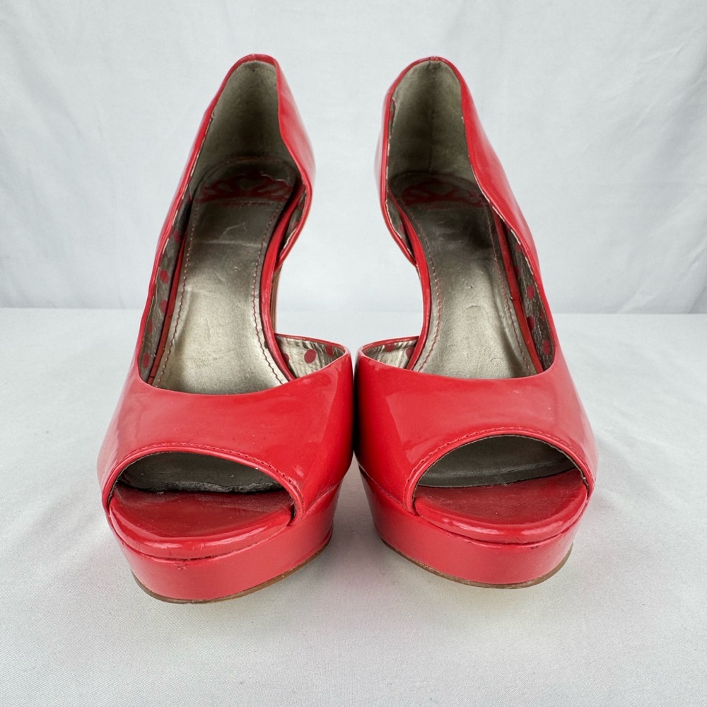 Y2K Fergalicious by Fergie Salmon Pink Heels - Picture 2 of 8